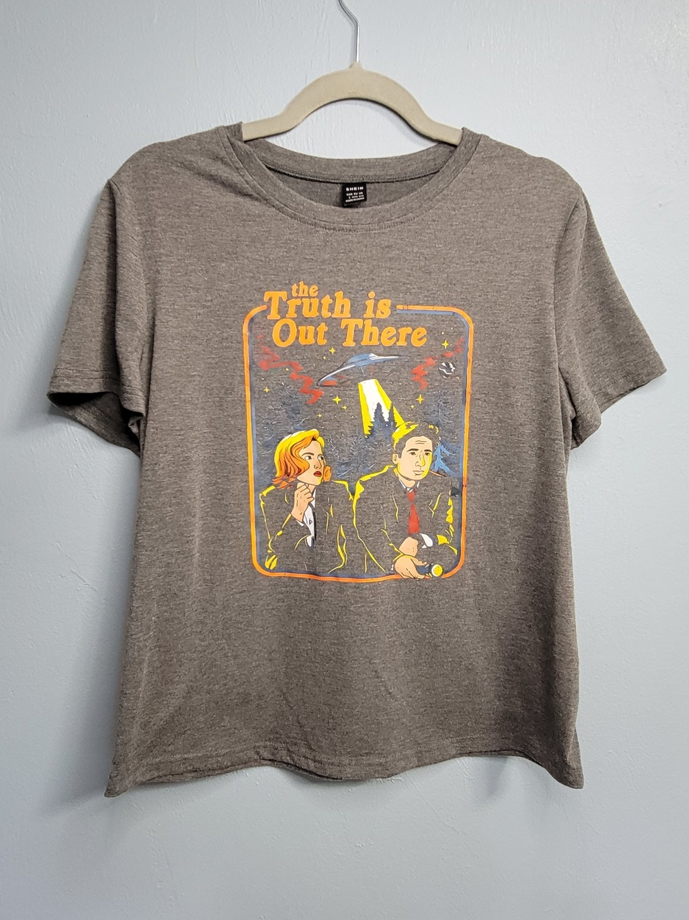 Retro-Style The X-Files - The Truth Is Out There - Graphic Short Sleeve Shirt L - Picture 2 of 6